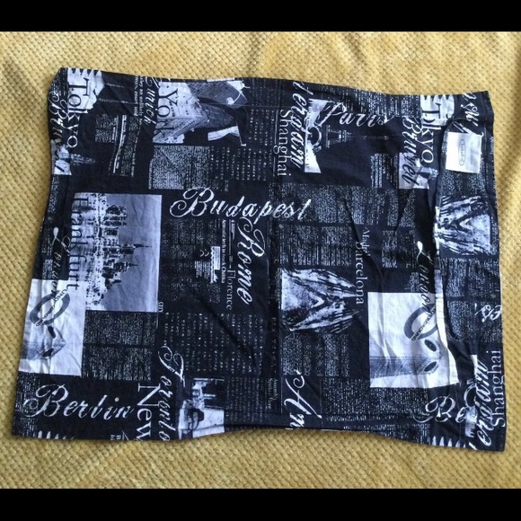 Alamode Home 1 Pillow case - Picture 2 of 6